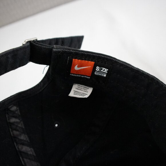 Nike Sunfaded Stained Strapback Hat - Picture 8 of 8